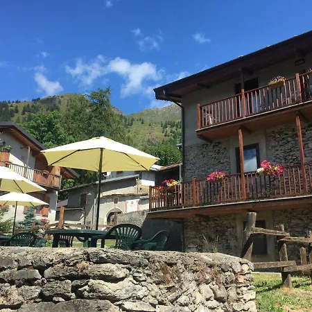 Il Nido Delle Rondini Balboutet * Usseaux