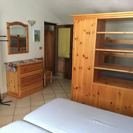 Dom wakacyjny Il Nido Delle Rondini Balboutet Usseaux
